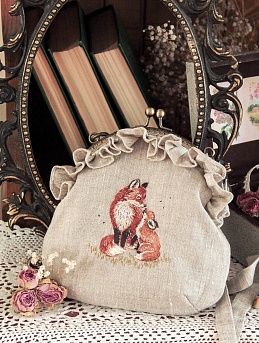 Сумочка "Лисички" с рюшами и фермуаром