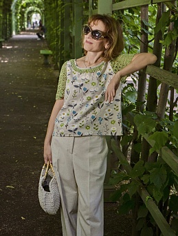 Блуза с вязанными элементами и брюки из полульна