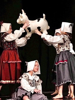 Сценические костюмы для хореографического коллектива