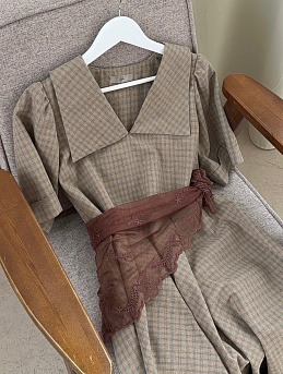 Платье из пестряди "Клетка" в песочно-оливковом цвете