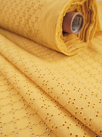 Шитье "Мелкие четырехлистники" цв.медово-желтый, ш.1.5м (выш.часть 1.37м), батист, хлопок 100%