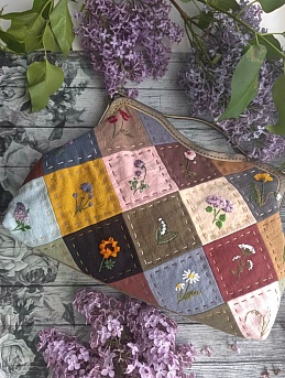 Сумка в технике пэчворк из крапивы и конопли