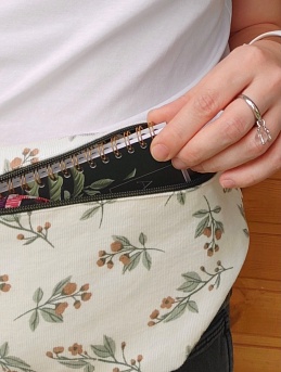 Поясная сумка из микровельвета "Осенние веточки"