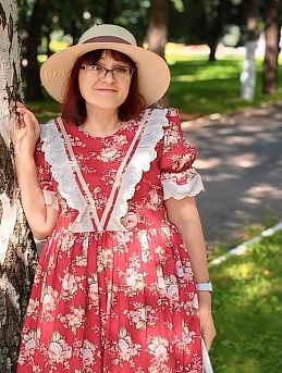 Платье из импортного хлопка "Роскошный букет" в малиновом цвете