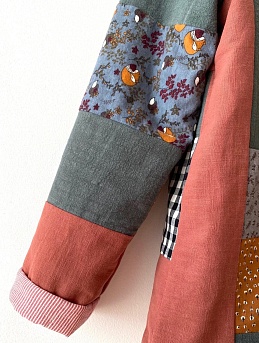 Фуфайка в технике пэчворк из крапивы и теплого хлопка