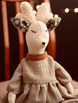 Новогодняя игрушка Олененка из муслина