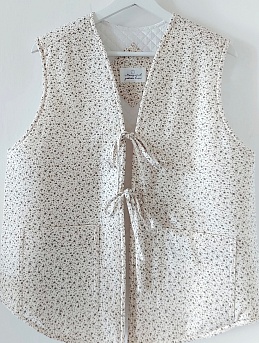 Жилет из теплого хлопка в нежной расцветке "Алессия"