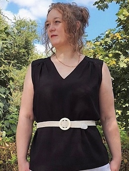 Блуза из однотонного штапеля