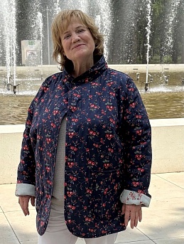 Жакет стеганный в технике пэчворк из набора для рукоделия