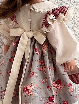 Кукольное платье из льна, полульна, импортного хлопка "Букеты роз" и вареного хлопка "Клетка"