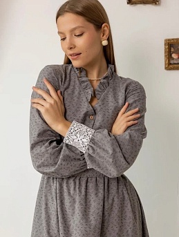 Платье из теплого хлопка "Мелкая ботаника" в цвете серый меланж