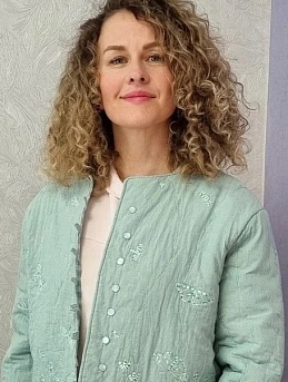 Двухсторонняя курточка с вышивкой из вареного хлопка