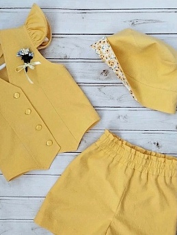 Детский комплект: блуза с воланами и шорты из хлопка крэш