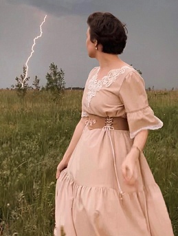 Винтажное платье с вышивкой из вареного хлопка с поясом из крапивы