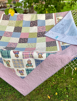 Стеганое одеялко из сатина "Мишка Тедди - пэчворк" и "Пэчворк - ассорти"