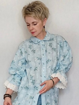 Рубашка из фактурного хлопка "Веточки ромашки на бледно-бирюзовом"