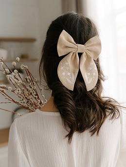 Бант «Ландыш» из крапивы 100%