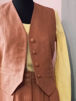 Костюм из конопли с хлопком и блуза из батиста