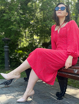 Платье с длинным рукавом из штапеля "Россыпь белого гороха"