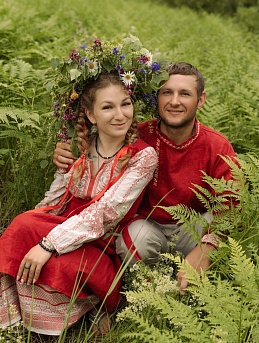 Костюмы народные из льна и полульна