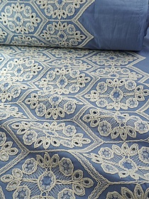 Мерный лоскут Вышитая ткань "Узорный сказ" цв.голубой джинс, ш.1.45м (вышит.часть1.27м), хлопок-100%, 230гр/м.кв