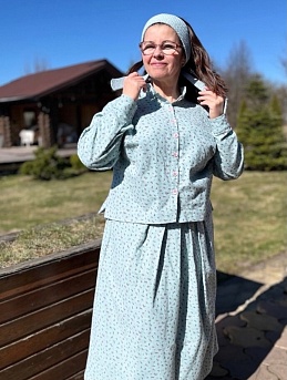 Юбочный костюм из теплого хлопка