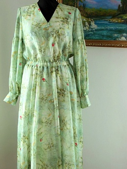 Платье из вискозного шифона "Шёпот роз"