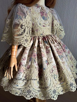 Платье из cатина "Цветочное послание"