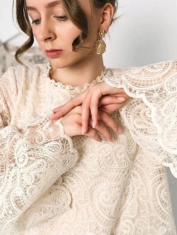 Платье из кружевного полотна "Милада"