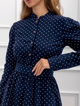 Платье из теплого хлопка "Мелкие белые веточки" в чернильно-синем цвете