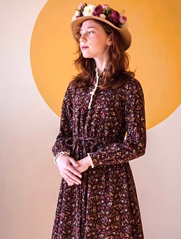 Платье из теплого хлопка "Разнотравье на шоколадно-коричневом"