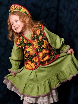 Детский костюм в народном стиле