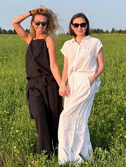 Летние брючные костюмы из льна 100%