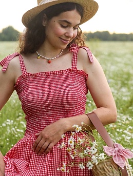 Сарафан в клетку в стиле кантри