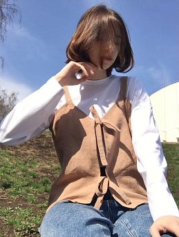 Жилет на завязках из Крапивы Рами