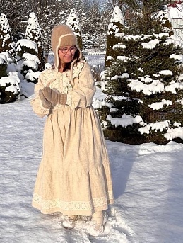 Зимнее платье из крапивы Рами с кружевом*