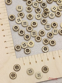 Пуговица светлый кокос, с темным ободком по кругу,11мм, 4 отверстия