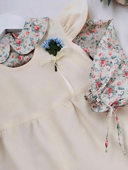 Комлект из блузки и комбинезона из микровельвета для ребенка