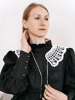 Рубашка со съемным кружевным воротником в винтажном стиле 