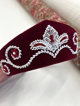 Кокошник из бархата