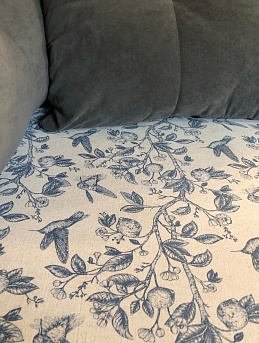 Чехол на диван из полульна "Райское местечко"