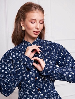 Элегантное платье из теплого хлопка "Набойка-веточки с горошком"