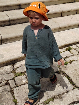 Детский костюмчик из двухслойного муслина