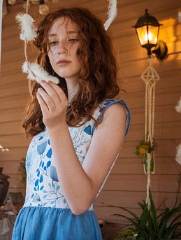 Легкое платье из полульна