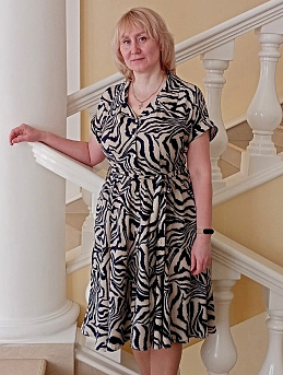 Платье на пуговках с поясом из штапеля "Сафари"