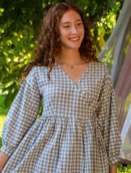 Платье из вареного хлопка в клетку в винтажно-голубом цвете